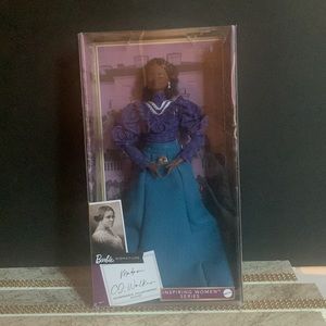 2002 Madame CJ Walker Inspiring Women Barbie NRFB